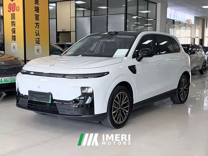 Leapmotor B10 510 Yuexiang Edition - автомобиль из Китая