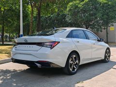 Hyundai Elantra 1.5L CVT GLX Elite Edition - фото 5