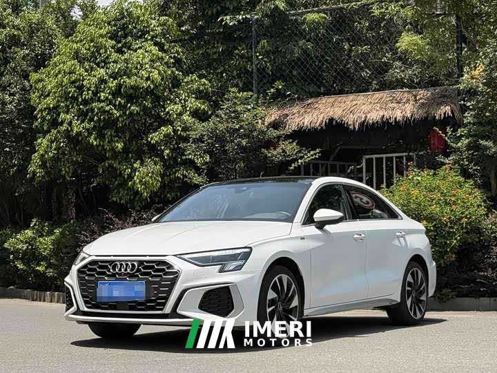 Audi A3 A3L Limousine 35 TFSI Fashionable and Sporty - автомобиль из Китая