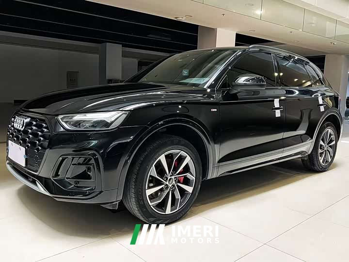 Audi Q5L 40 TFSI luxury and dynamic - автомобиль из Китая