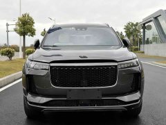 Li Auto Ideal ONE 2020 extended range 6-seater version - фото 2