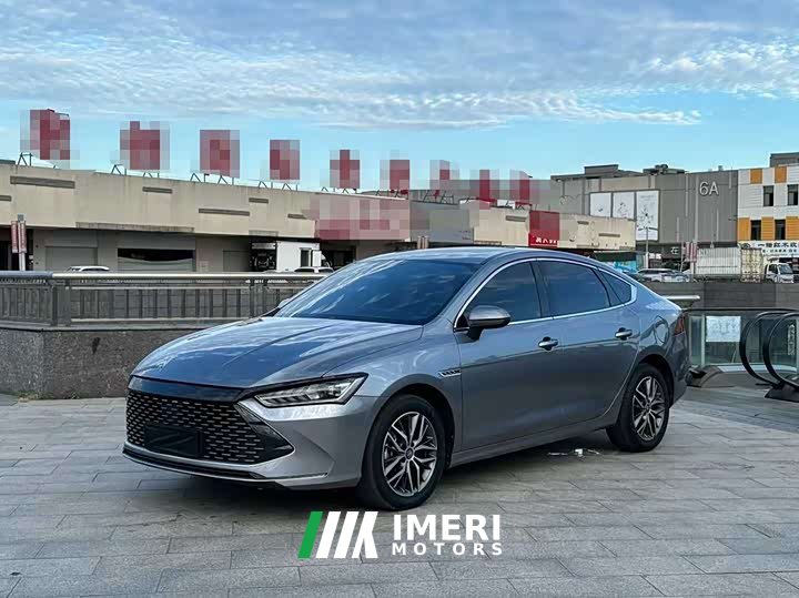 BYD Qin PLUS Champion Edition DM-i 120KM Transcendence - автомобиль из Китая