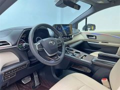 Grevia 2.5L Hybrid Premium PLUS Edition - фото 15