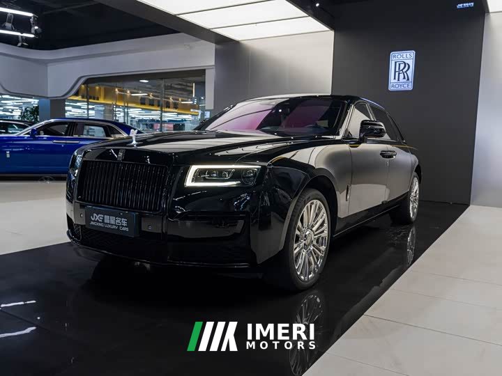Ghost 6.7T long wheelbase version - автомобиль из Китая