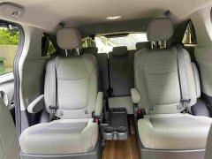 Toyota SIENNA 2021 2.5L Hybrid Comfort Edition - фото 19