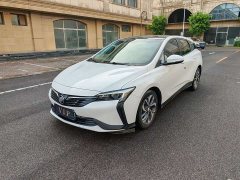 Deepal Weilan 6 2022 plug-in hybrid Internet sharing type - фото 1