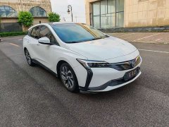 Deepal Weilan 6 2022 plug-in hybrid Internet sharing type - фото 3