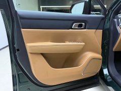 Li Auto ONE Extended-Range 6-Seater - фото 14