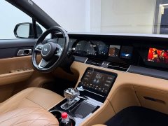 Li Auto ONE Extended-Range 6-Seater - фото 7
