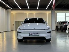 Tesla Model Y rear-wheel drive version - фото 2