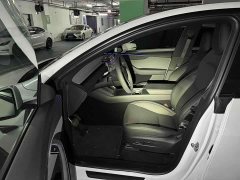 Tesla Model Y rear-wheel drive version - фото 7