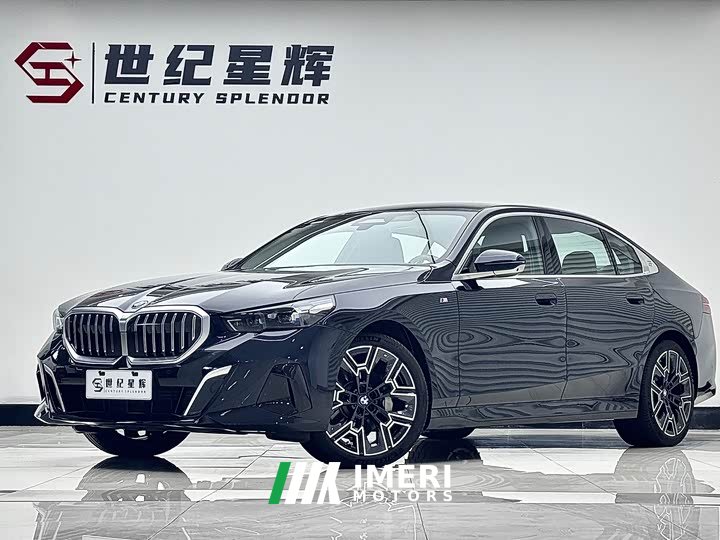 BMW 5 Series 530Li Exclusive M Sports Package - автомобиль из Китая
