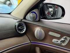 Mercedes-Benz E-Class Two E 300 L Fashion - фото 18
