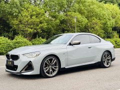 BMW M240i - фото 1