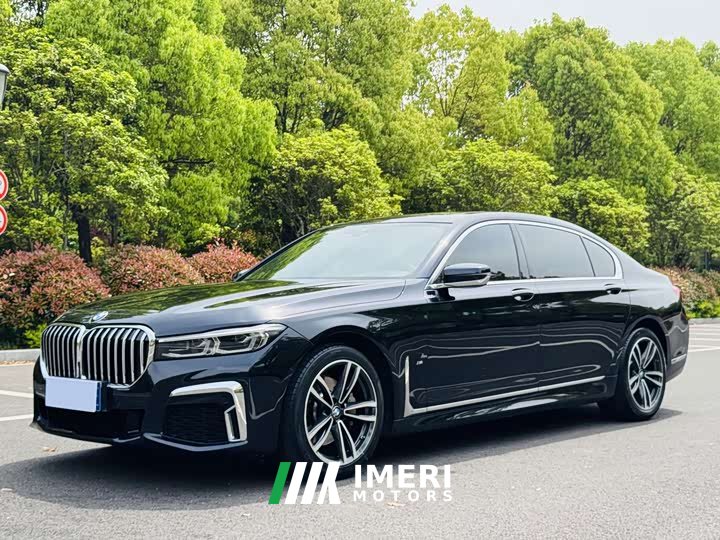 BMW 7 Series 2021 730Li M Sports Package - автомобиль из Китая