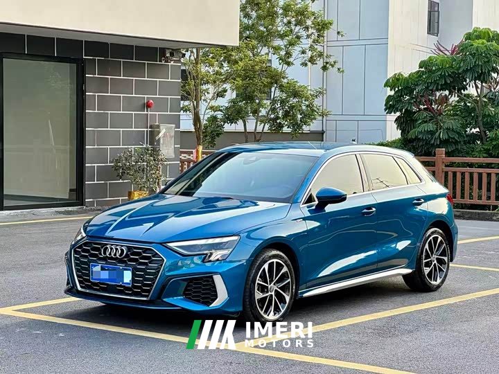 Audi A3 Sportback 35 TFSI aggressive sports - автомобиль из Китая