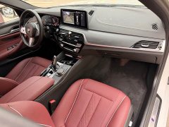 BMW 5 Series 530Li leading M sports package - фото 15