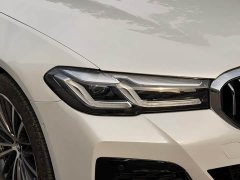 BMW 5 Series 530Li leading M sports package - фото 20