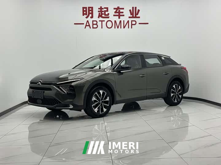 C5 X Versailles C5 X 1.6T International Edition - автомобиль из Китая