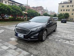 Hongqi H5 Classic 1.5T DCT Flag Rhyme Edition - фото 1