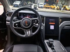 Hongqi HS7 PHEV 2.0T PHEV four-wheel drive Qichang version 7 seats - фото 11