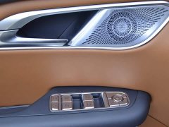 Hongqi HQ9 PHEV 2.0T AWD Business Edition - фото 14