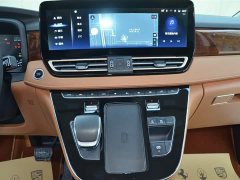 Hongqi HQ9 2023 2.0T Intelligent Flagship Edition - фото 11