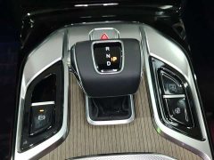 Hongqi E-HS9 660km Qichang version six seats - фото 14