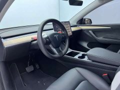 Tesla Model Y long-range all-wheel drive version - фото 9