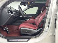 BMW 5 Series 530Li Leading M Sports Package - фото 12