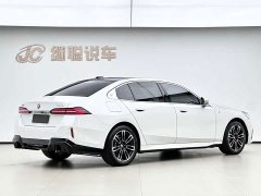 BMW 5 Series 530Li Leading M Sports Package - фото 13
