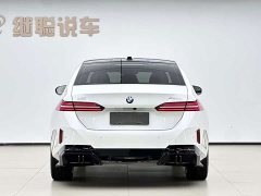 BMW 5 Series 530Li Leading M Sports Package - фото 14