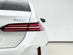 BMW 5 Series 530Li Leading M Sports Package - фото 3