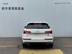 Audi Q5L 2022 40T luxury and dynamic - фото 16