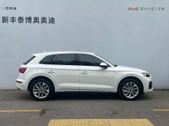 Audi Q5L 2022 40T luxury and dynamic - фото 3