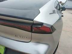 Changan UNI-V 1.5T premium - фото 8