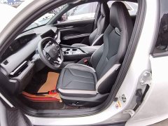 Changan UNI-V 1.5T premium - фото 15