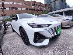 Changan UNI-V 1.5T premium - фото 4