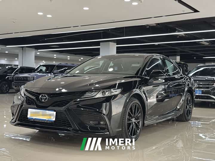 Toyota 2.5G Luxury Edition - автомобиль из Китая