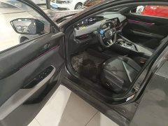 Changan UNI-V 1.5T premium - фото 16