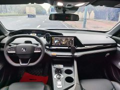 Changan UNI-V 1.5T premium - фото 8