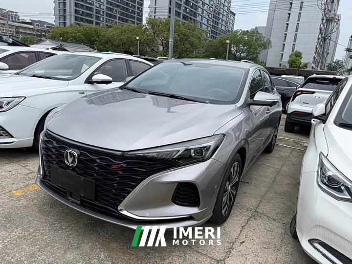 Changan EADO PLUS Blue Whale NE 1.4T GDI DCT Ultimate Edition - автомобиль из Китая