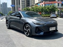 Changan UNI-V 1.5T premium - фото 3