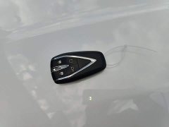Changan UNI-V 1.5T premium - фото 9
