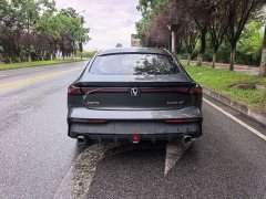 Changan UNI-V 1.5T premium - фото 5