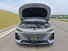 Changan UNI-V 1.5T premium - фото 15