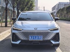 Changan UNI-V 2022 1.5T premium - фото 2