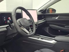 Volkswagen Passat 2025 Pro 380TSI Dragon Edition - фото 6
