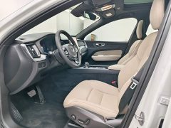 Volvo XC60 2026 B5 four-wheel drive Zhiyi Luxury Edition - фото 7