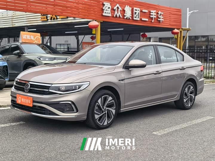 Volkswagen Bora 300TSI DSG Premium Edition